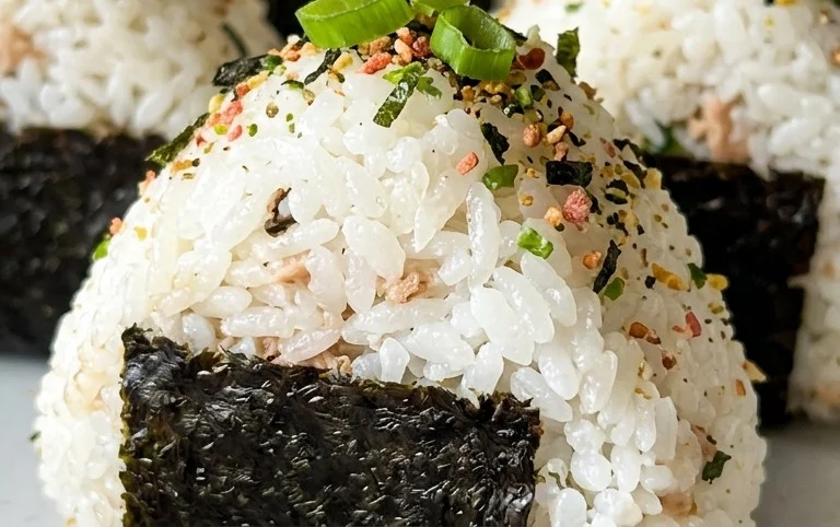 15-min. Easy Japanese Tuna Onigiri